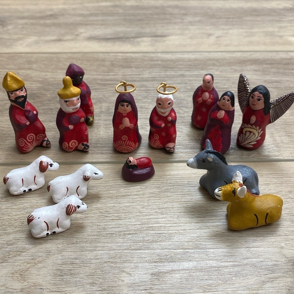 Hand‎ Painted Mini Nativity